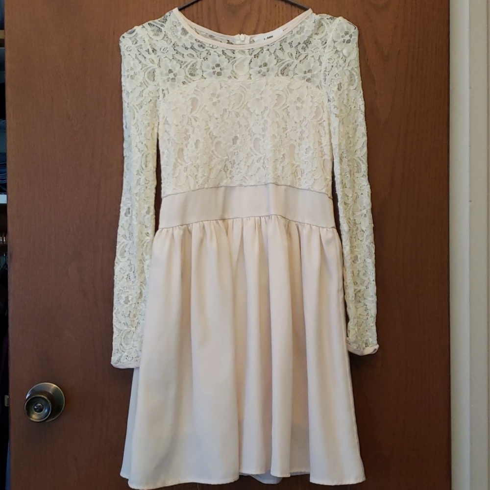 Long sleeve lace dress